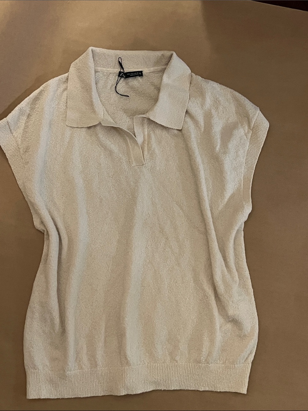 Women’s Cream Collared Sleeveless Knit Top - nwt tags missing
